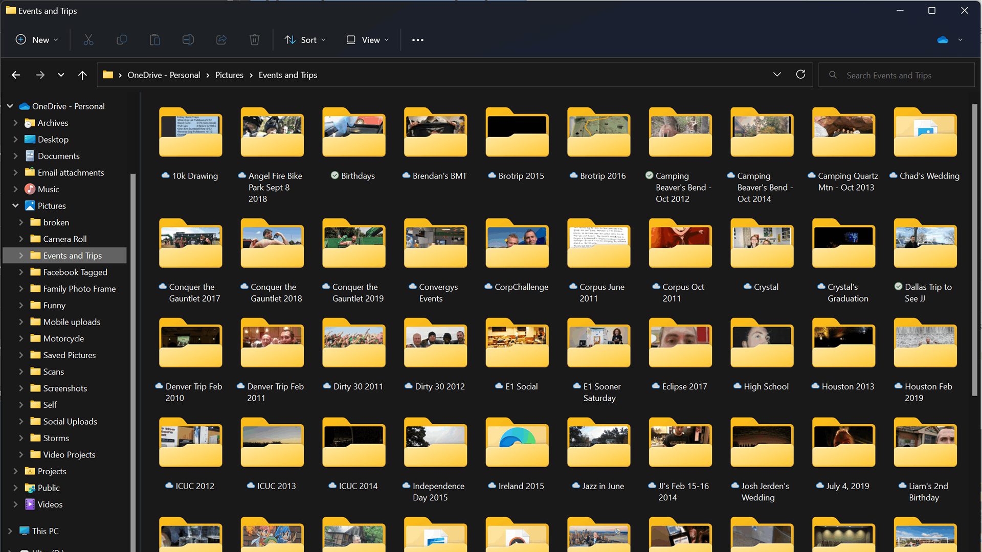 Legal video services for trial preparation and organization.